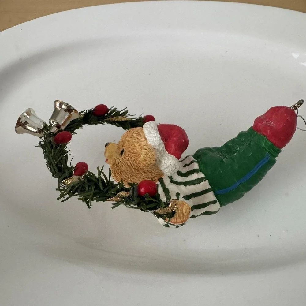 Vintage 90s Santa Hat‎ Teddy Bear Circus Upside Down Wreath Christmas Ornament